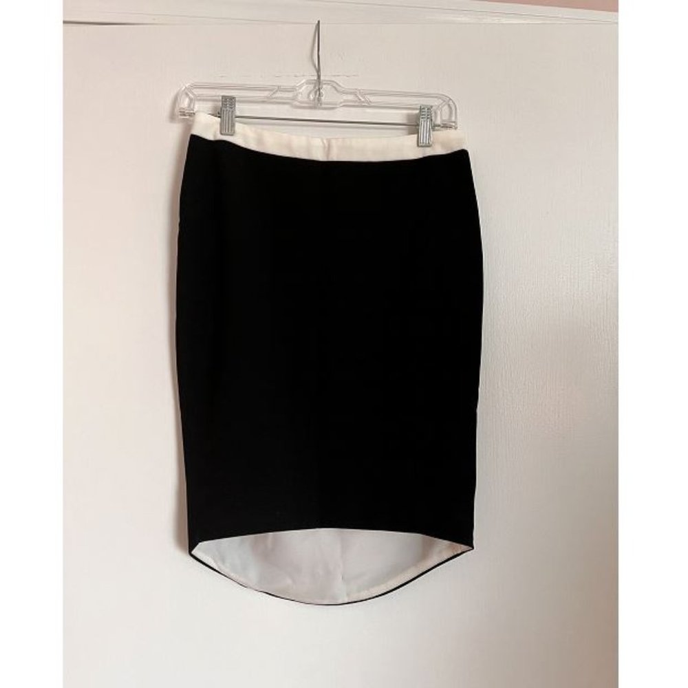ZARA high rise black pencil mini skirt. Size Small.